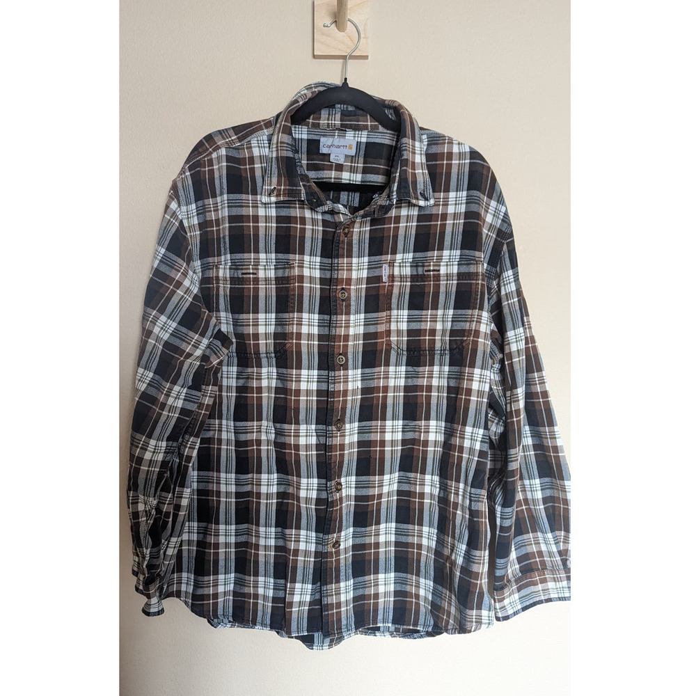 Men's Carhartt button down plaid long sleeve shirt